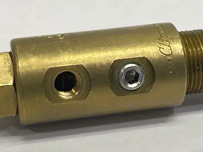 Used CLIPPARD PNEUMATIC TOGGLE VALVE 2-WAY Valves/Fittings | Maverick Industrial Sales #1100133