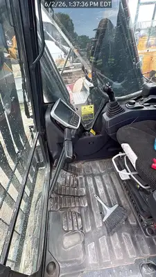 Used 2023 HYUNDAI HX210AL Excavators Florida US | National Equipment Dealers #1422449