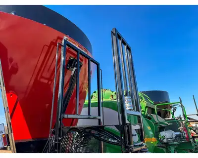 Used CLOVERDALE _UNKNOWN_ Feeder Wagons Iowa US | Keast Enterprises #1360089