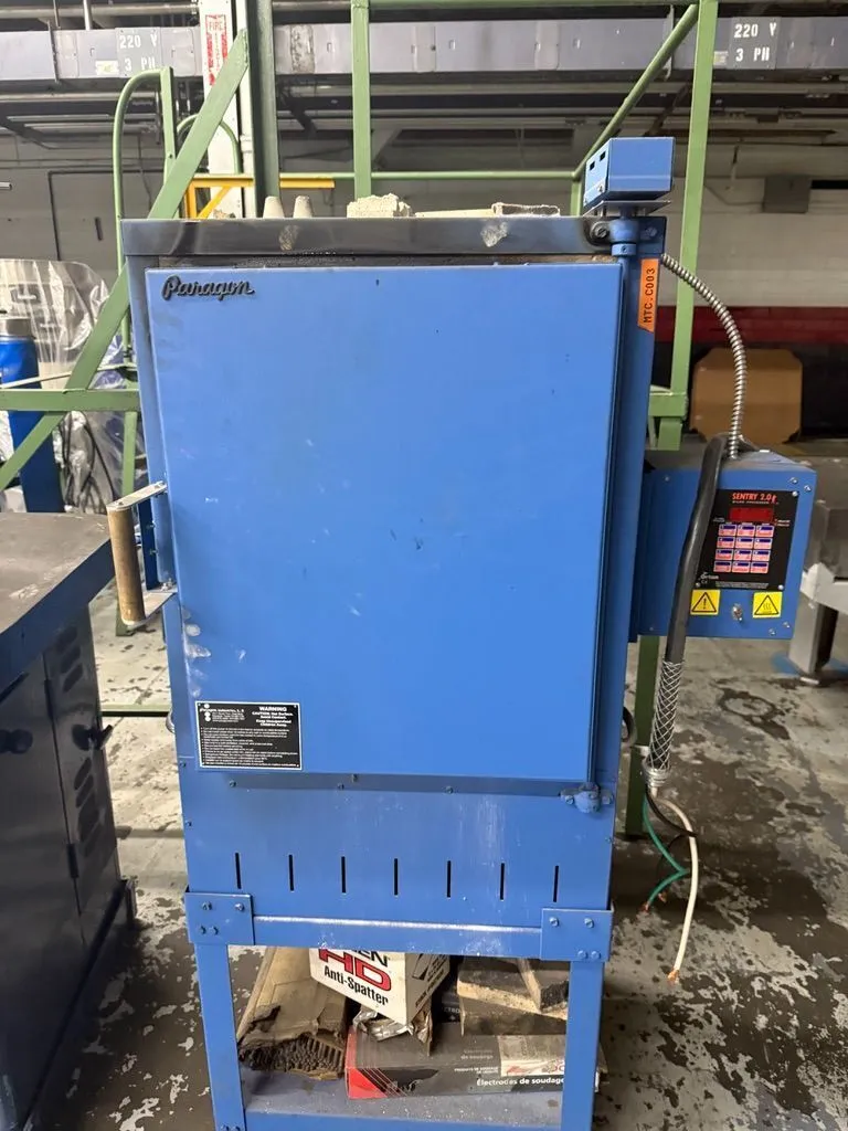 USED PARAGON Ceramic Oven
