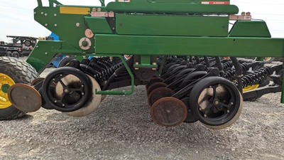 USED 2018 JOHN DEERE 1590
