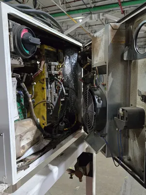 USED 2020 FANUC ArcMate 120iD + R-30iB PLUS + TPS 400i