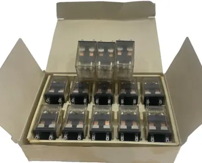 NEW OMRON MY2N RELAY 200/220VAC 13 COUNT