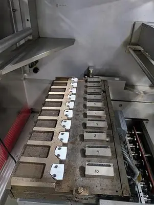 Klockner model LA-500 vertical strip packager