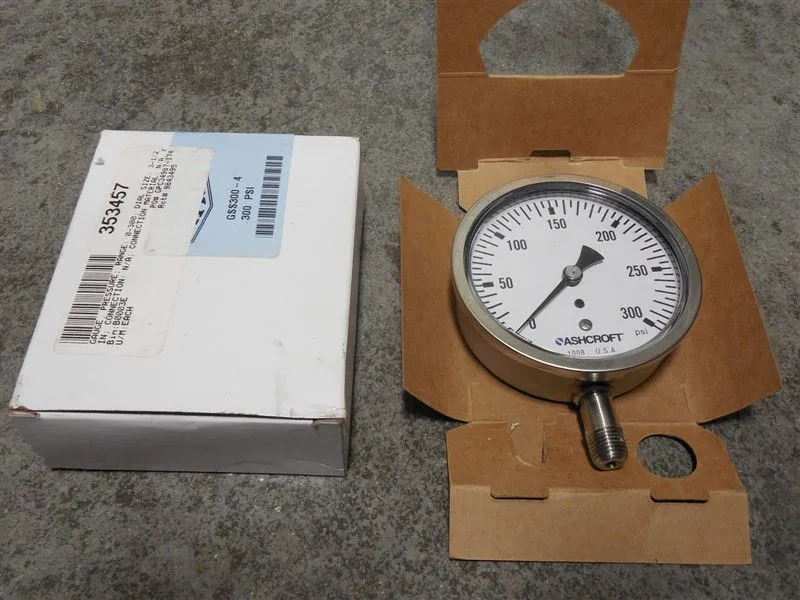 Ashcroft GSS300-4 Pressure Gauge 0-300 PSI New NIB