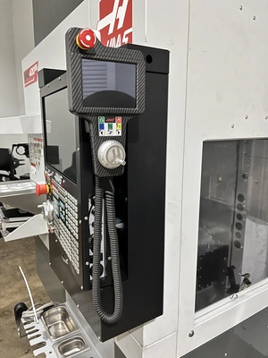 Used 2025 HAAS UMC-400SS Universal Machining Centers Minnesota US | Machinesused.com #1340449