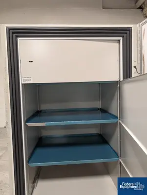 USED VWR VWR ULT Freezer, Model 5706
