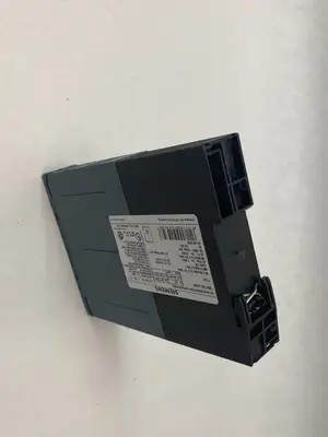USED SIEMENS SIRIUS REVERSING STARTER, SCREW-TYPE