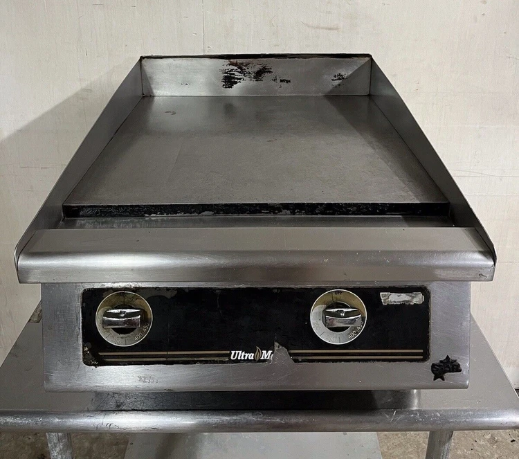 Used _UNKNOWN_ 824TA Commercial Flat Top Griddles Michigan US | Grocery Equipment Sales #1069763