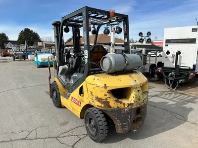Used KOMATSU FG25T-16 Misc Forklifts Utah US | Global Remarketing #1285321