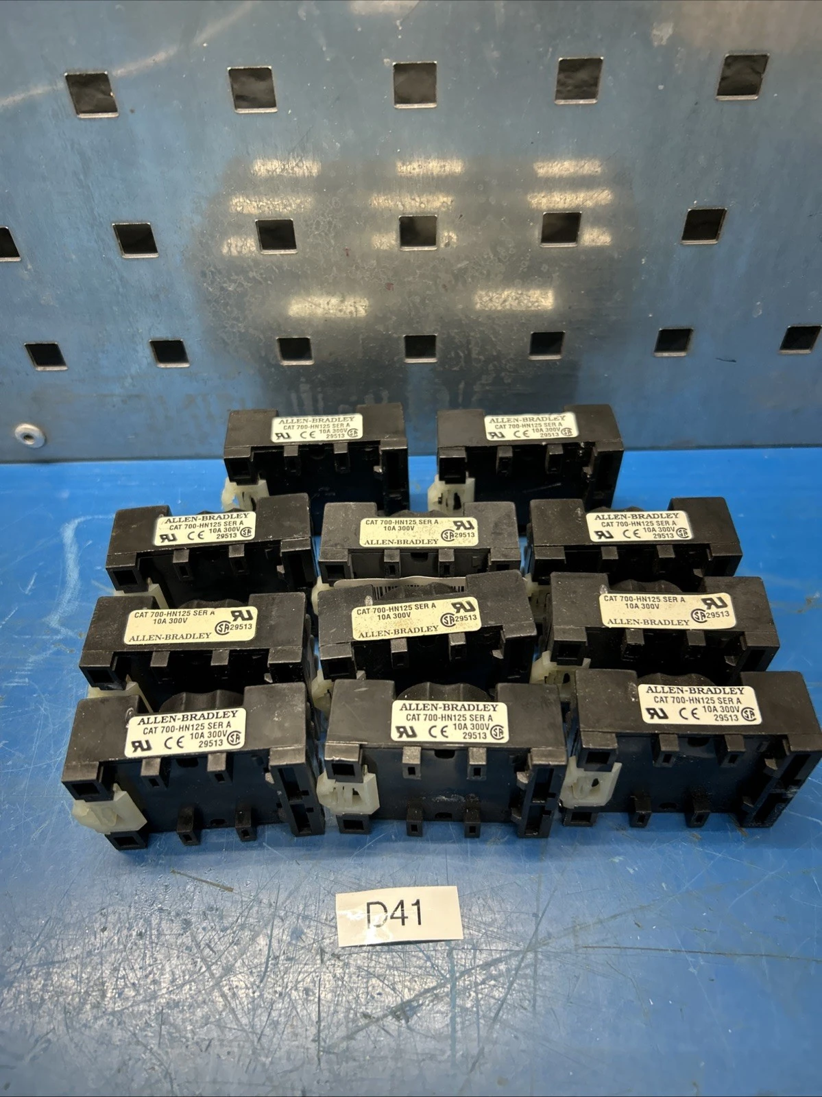 NEW ALLEN BRADLEY 700-HN125