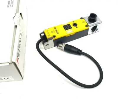 New | in-Stock KEYENCE Power-to-Release Safety Interlock Switch Standard Type PNP M12 Relays & Switches Michigan US | Maverick Industrial Sales #1443024