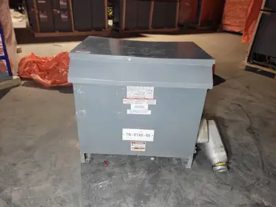 USED 2002 SQUARE D C75T8HCU