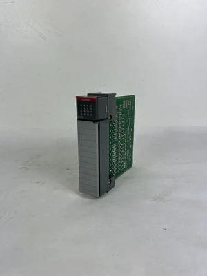 USED ALLEN BRADLEY 1746-OA16