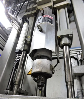 USED 2004 BATTENFELD V600/125