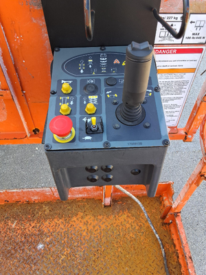 USED 2014 JLG 4069LE
