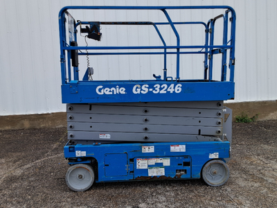 USED 2018 Genie GS-3246