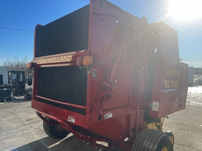 NEW HOLLAND 678 Roll Baler | County Equipment Company LLC (7)
