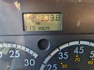 2005 STERLING C13 Commercial trucks | Iron Listing (38)