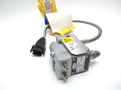 New | in-Stock Nordson PRO BLUE Dual Hot Melt 240V 200W Adhesive Gun With Glue Machines Michigan US | Maverick Industrial Sales #1454091