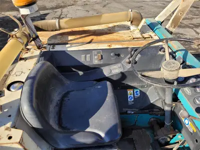 USED 1998 TENNANT 255 II
