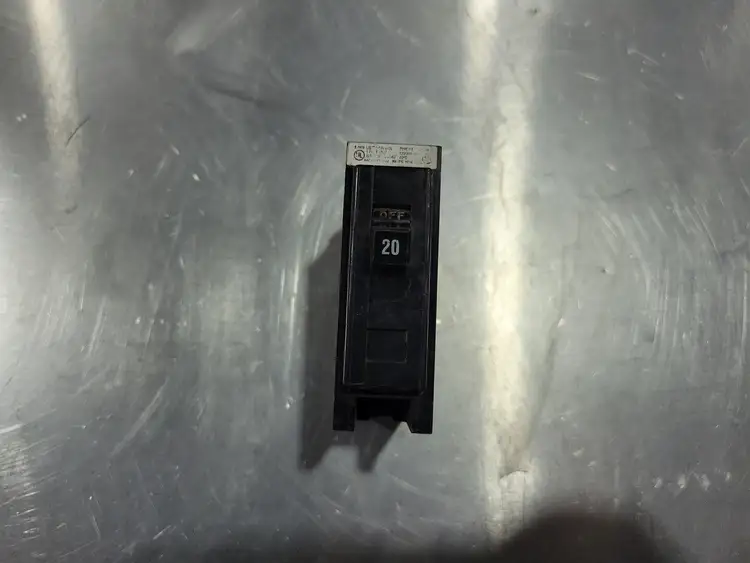Used CUTLER-HAMMER BA130 Switchgears British Columbia CA | Lenmark #243142