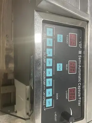 Vanguard VSF-III semi-automatic encapsulator