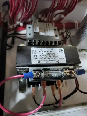 15A, 600V, 3-Ph MCC Disconnect Switch, Size 1 Bucket for Freedom 2100 MCC Frame