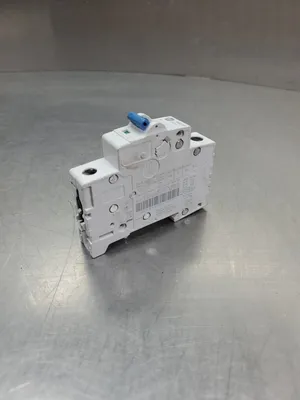 Allen-Bradley 1492-SPM1C120 Ser D Circuit Breaker, 2A. 4C-13