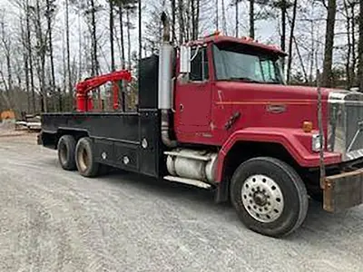 Used VOLVO AUTO CAR FLAT BED WATER TRUCK Water Trucks California US | East West Machinery & Drilling #1417404