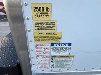Used 2019 ISUZU NQR Reefer Trucks Florida US | Truck and Van Outlet #1509201