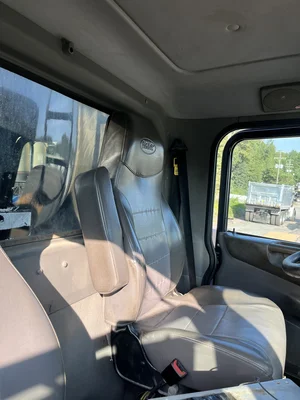Used 2017 Peterbilt 348 Fuel & Lube Trucks Maryland US | Zadoon Equipment #1480778