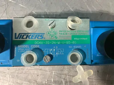 Used VICKERS DG4V3S2NMUB560 Solenoid Valves Ohio US | HGR 24 #1357278