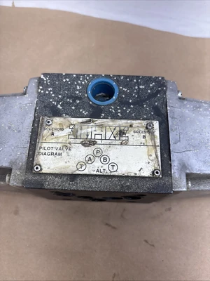 USED Vickers 297239 DG4S4 018C 50