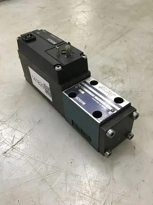USED BOSCH 0 811 404 034