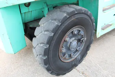 MITSUBISHI FD150A Forklift Trucks | Levy Recovery Group (8)