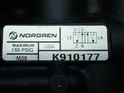 4pcs Pneumatic/hydraulic Lot. Mac, Yuken, Norgren