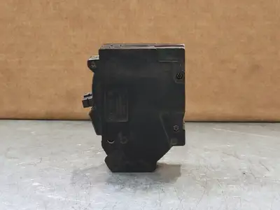 15 Amp, 1 Pole, 120/240 volts Circuit Breaker