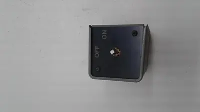 Used LR _UNKNOWN_ Switch Parts | ND Industrial Surplus #1213393