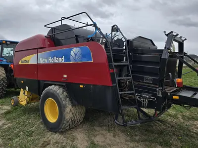 USED 2012 NEW HOLLAND BB9080