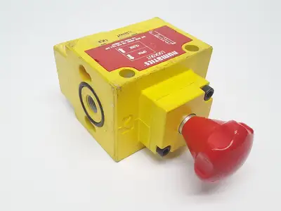 USED EMERSON NUMATICS LOCKOUT/SHUTOFF VALVE 3/8" IN/OUT 1/2" EXHAUST