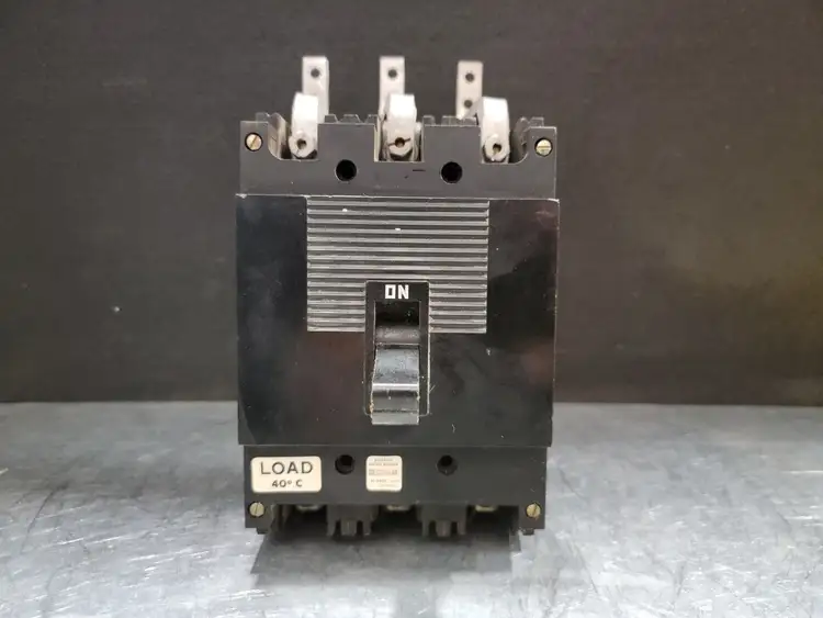 Used SQUARE D 999316 Switchgears British Columbia CA | Lenmark #327870