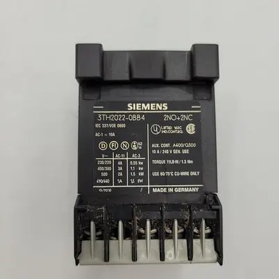USED SIEMENS SIEMENS 3TH2022-0BB4 CONTACTOR MOTOR CONTROL 22E