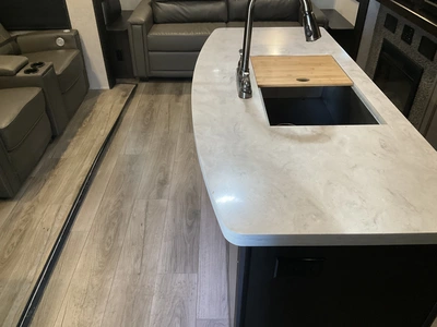 Used 2021 HIGHLAND RIDGE MESA RIDGE Campers, Caravans, Motorhomes Michigan US | Miedema Asset Management Group #1579962