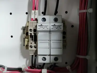 Used EATON SVX002A1-5A4N1 Switchgears British Columbia CA | Lenmark #240173