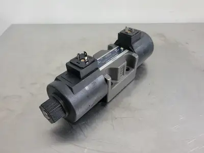 NEW YUKEN DSG-03-3C3-D12-N-5090
