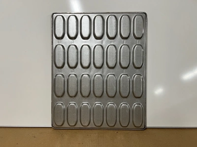 American Pan Hot Dog Pan Bun Pans | Envoy Equipment LLC (2)