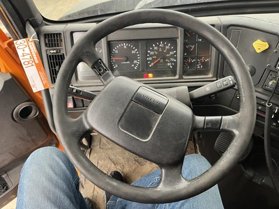 Used 2003 VOLVO VHD 6X4 Dump trucks Michigan US | Miedema Asset Management Group #1414287