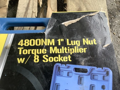 Stark Lug Nut Torque multiplier w 8 socket model 18858