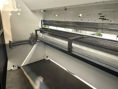 USED LVD PPS-TS 100 TON X 3100 MM CNC
